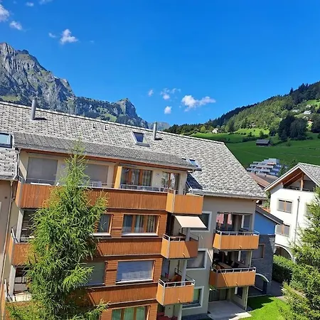Chalet-stil Im Herzen Von انغلبرغ